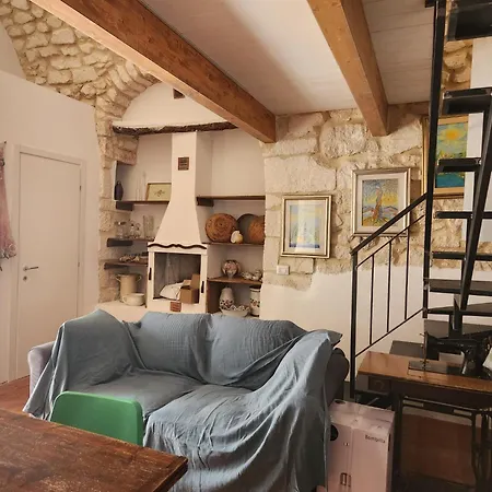 Della Zia Gargano Apartment